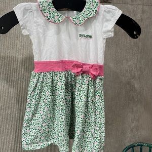 Made with Love Ireland size 4/5 Dress with pink Bow and shamrock/ floral skirt